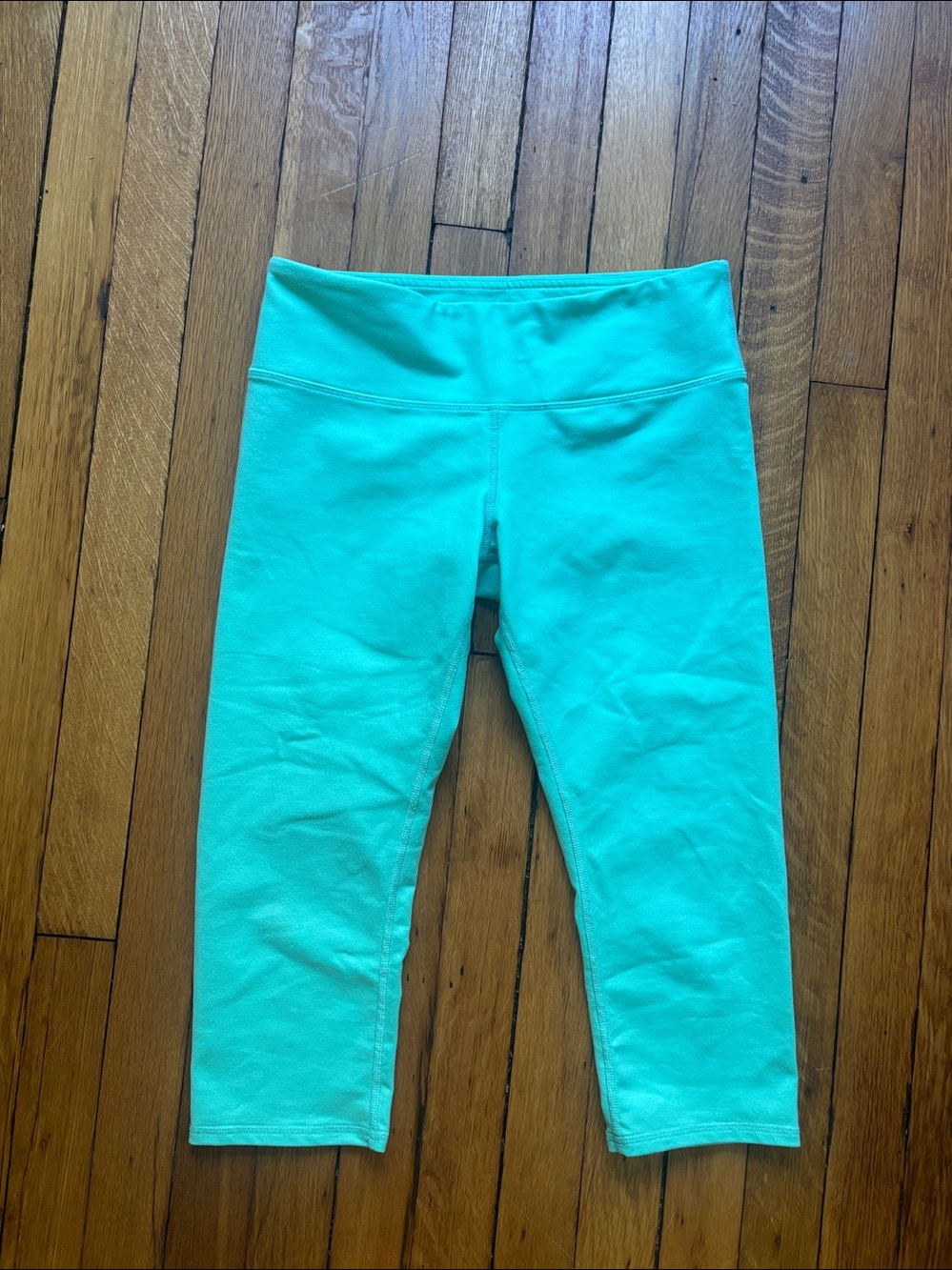 Alo teal Capri Leggings - Picture 4 of 7